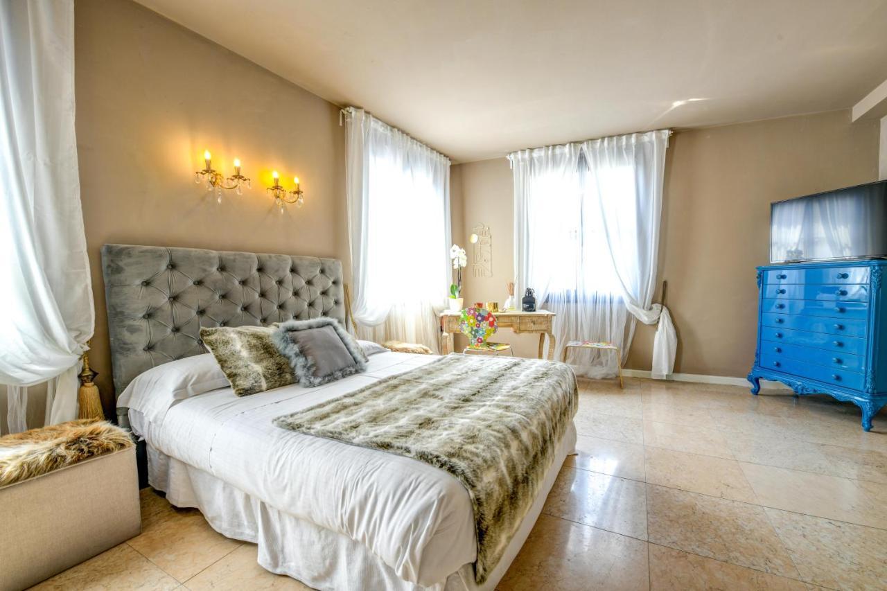 Prestige Suite Sirmione Exteriér fotografie