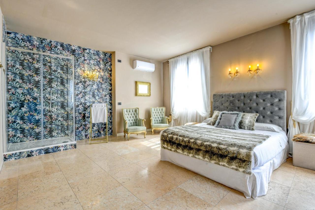 Prestige Suite Sirmione Exteriér fotografie