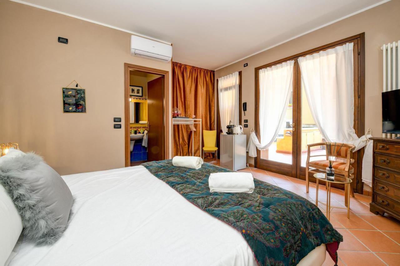 Prestige Suite Sirmione Exteriér fotografie